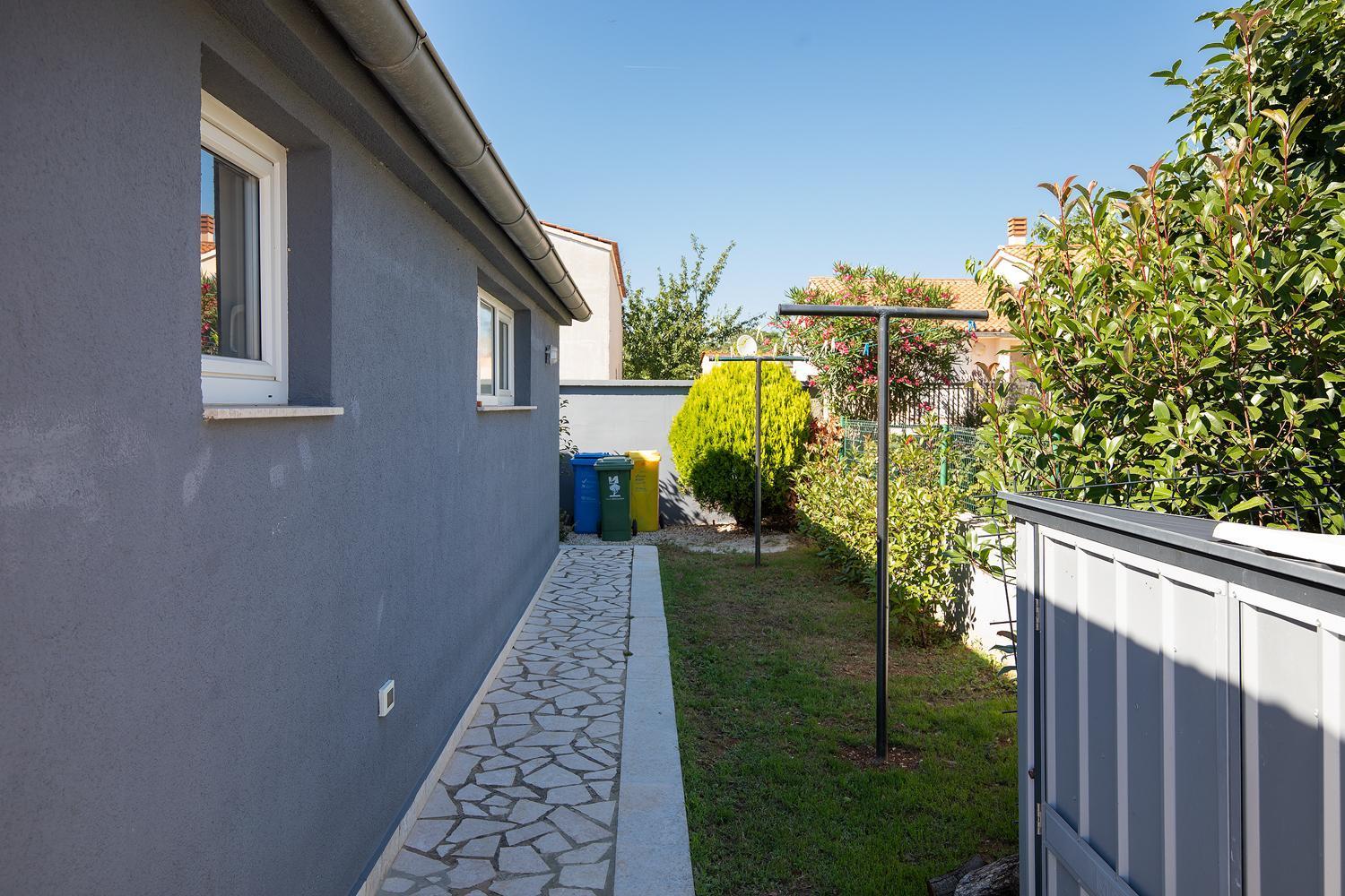 Villa Papillon - Top Ausgestattete Ferienoase Pula Buitenkant foto